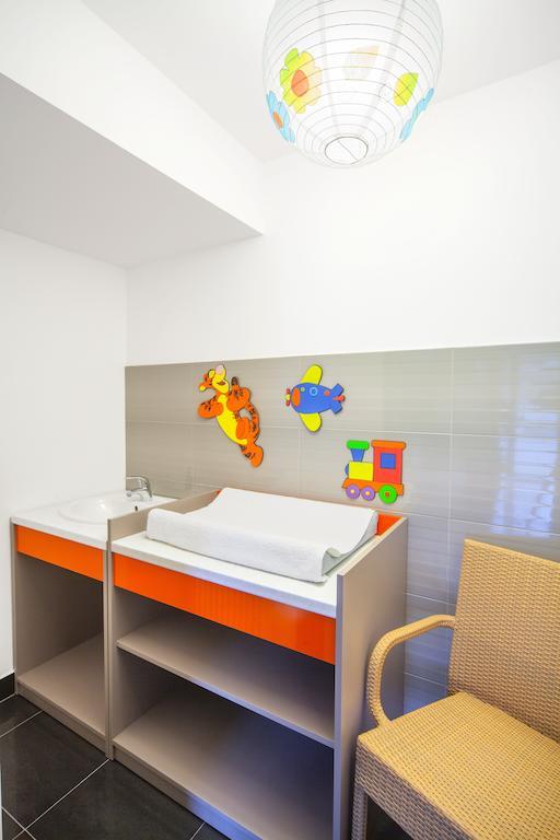 Hotel Miodowy Mlyn Opatow  Εξωτερικό φωτογραφία